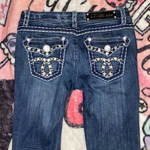 La idol jeans great condition and very cute jewels